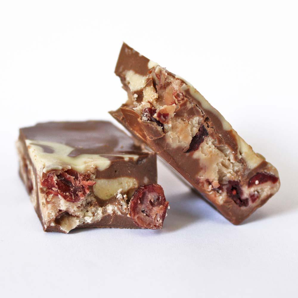 Chocolate mixto con cranberries - Adicción del Maipo - Bar de Chocolates - Cajon del Maipo